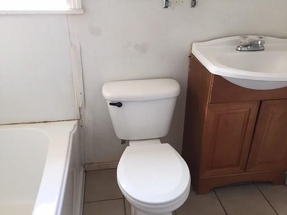 4th image of 2934 S 3rd St APT C