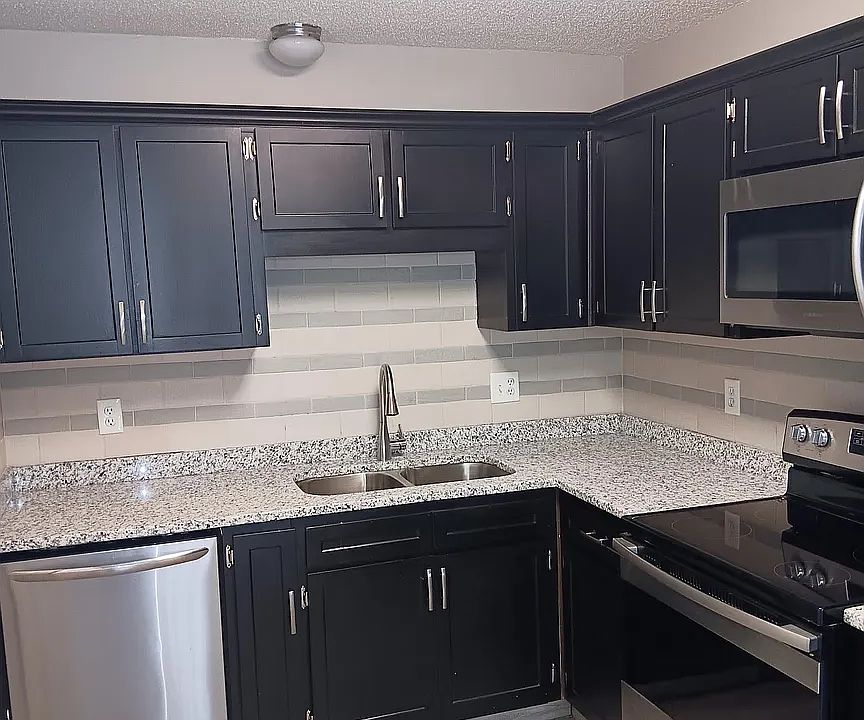 1st image of 811 Netherlands Dr #1