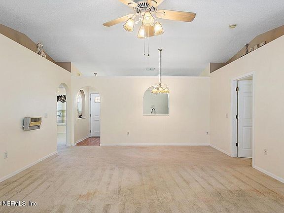 4th image of 11161 LORD TAYLOR Drive
