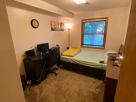 5th image of 425 Welch Ave Unit 202