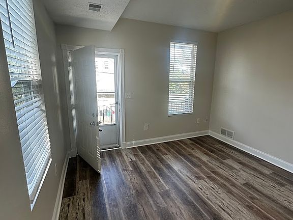 5th image of 459 Natchez St #459
