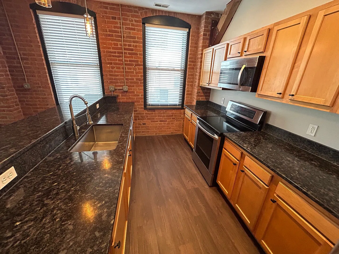 Hingetown Lofts — Photo 3