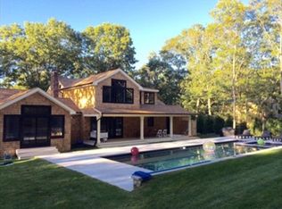 26 Denise St, Sag Harbor, NY 11963