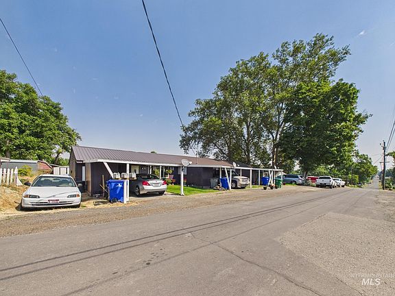 2nd image of 1409 Cedar Ave