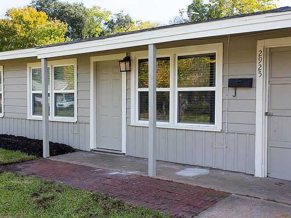 Covered landing with walkway