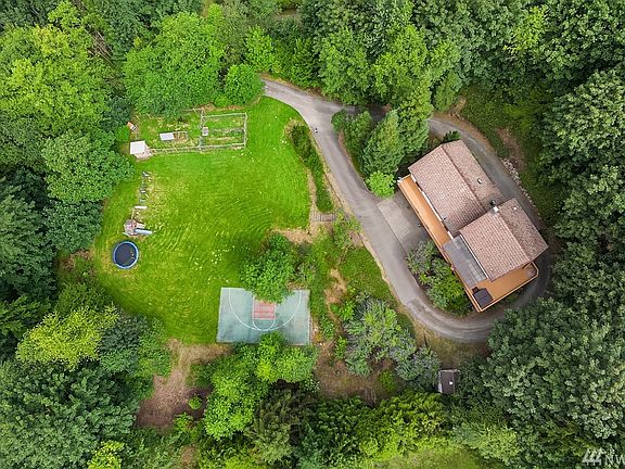 2nd image of 21127 SE 122nd St