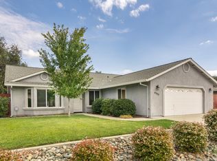 4555 Cerro Ln, Redding, CA 96001