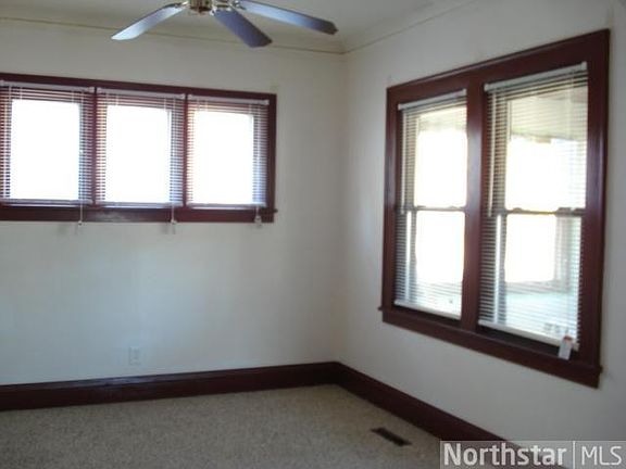 2nd image of 860 Fuller Ave
