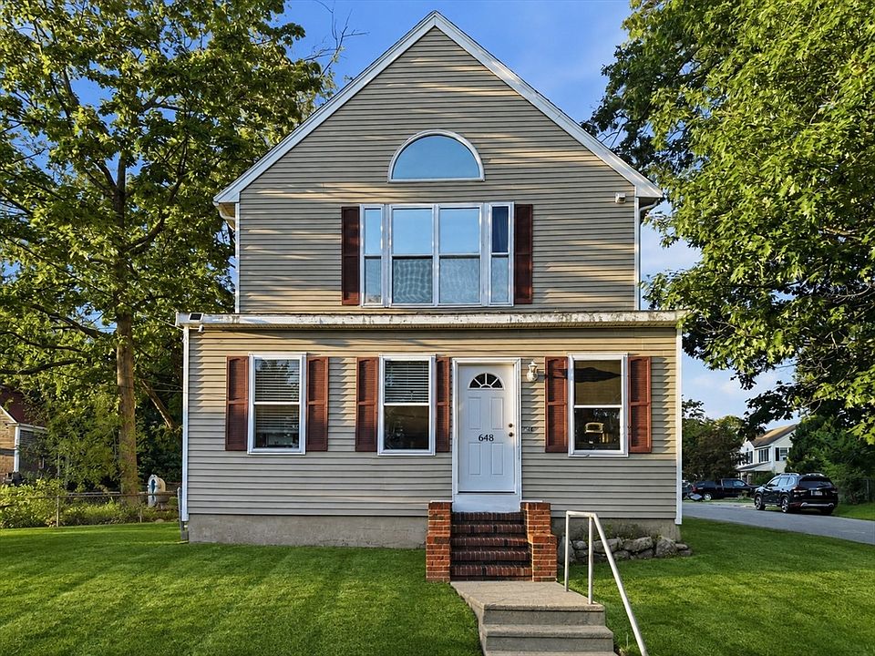 1st image of 648 Merrimack Ave