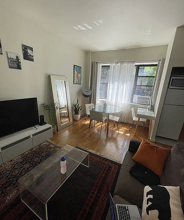 1st image of 301 E 49th St APT 2C