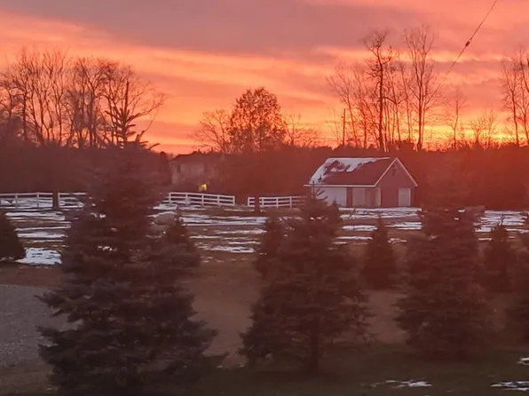 7692-7697 Varty Ct, Lexington, MI 48450