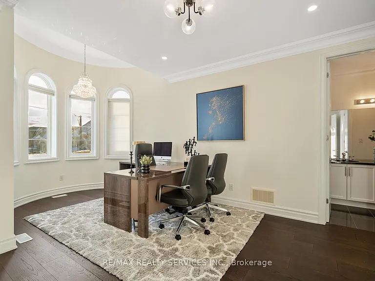9 Interlacken Dr — Photo 27