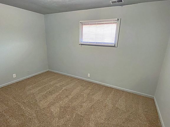 4th image of 4618 Redman Ave #462010