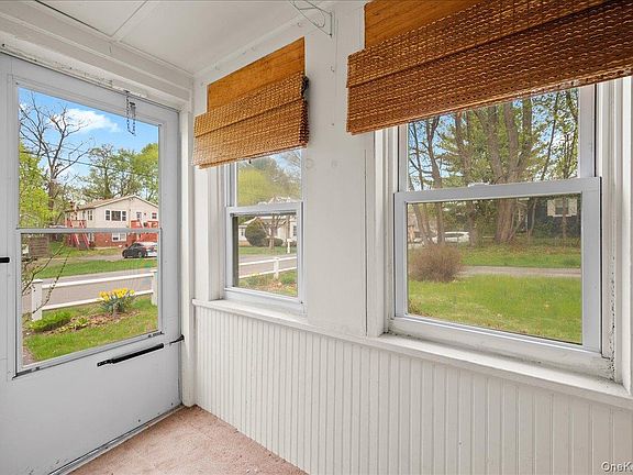 5th image of 35 Fallkill Avenue