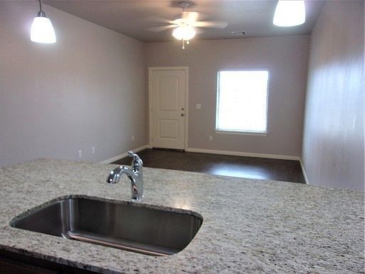 3rd image of 4702 Loch Ln