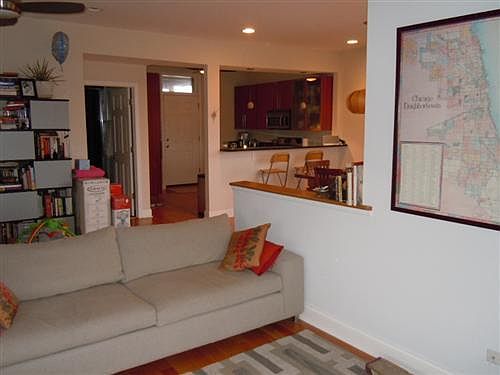 1st image of 3335 W Schubert Ave #3F