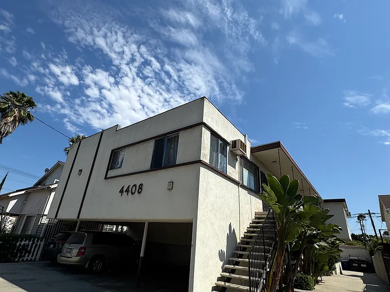 4408 Russell Ave #6 — Photo 1