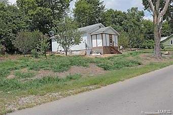 5th image of 1203 Giboney St