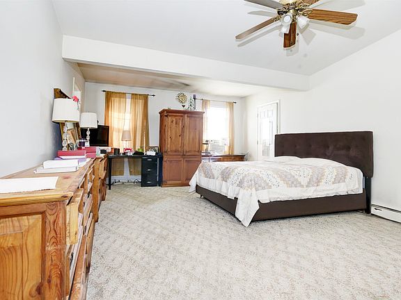2nd image of 2040 Hamilton Ave