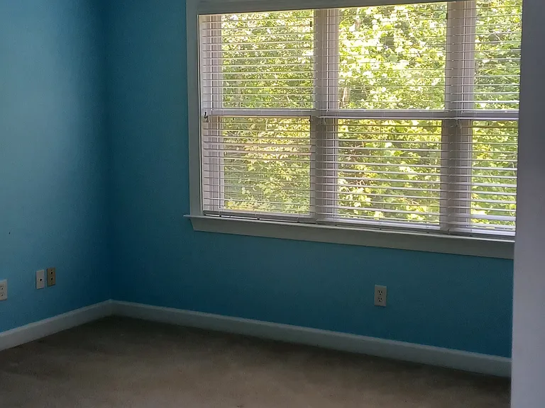 1270 Chatham Rdg — Photo 14