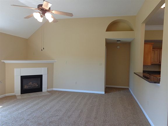 4th image of 2275 Ansley Park N