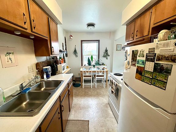 4th image of 1524 E Providence Ave APT 202