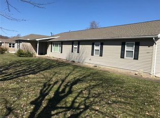 2011 Gihon Rd, Parkersburg, WV 26101