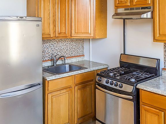 3rd image of 452 3rd Ave #1