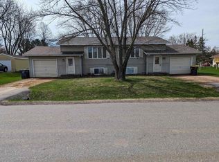 604-606 W 13th St, Marshfield, WI 54449