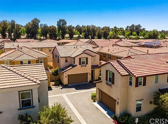 3rd image of 26837 Albion Way