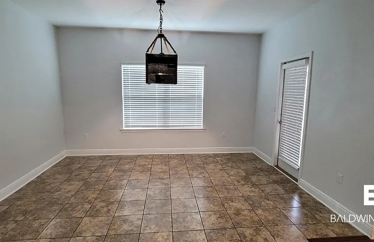 6057 Andhurst Dr — Photo 6