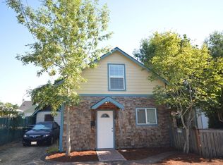 424 N 1st Ave, Hillsboro, OR