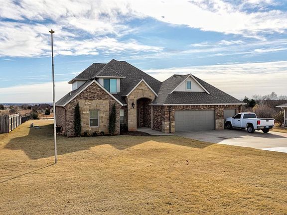 3rd image of 4440 Whitetail Dr