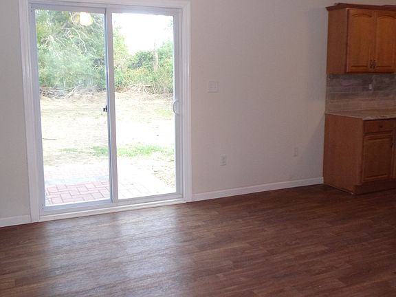 5th image of 25 E Hamilton Ave