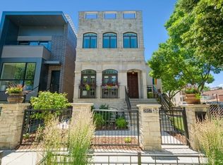 2057 W Erie St, Chicago, IL 60612