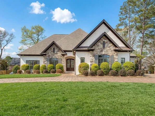 1401 Fernwood Glendale Rd, Spartanburg, SC 29307