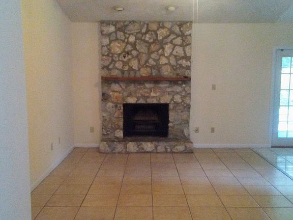 2nd image of 6604 NW 29th Ter