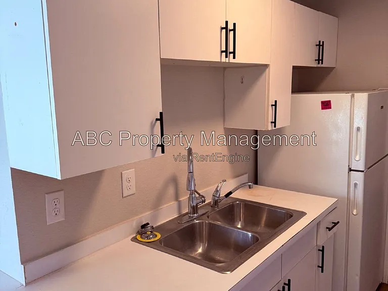 306 E Thurman St #2 — Photo 2