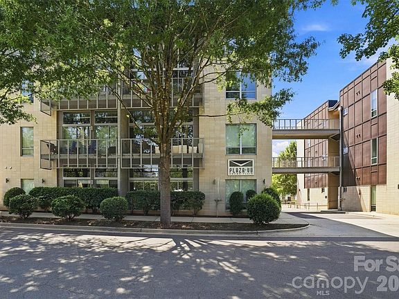 4th image of 2116 McClintock Rd