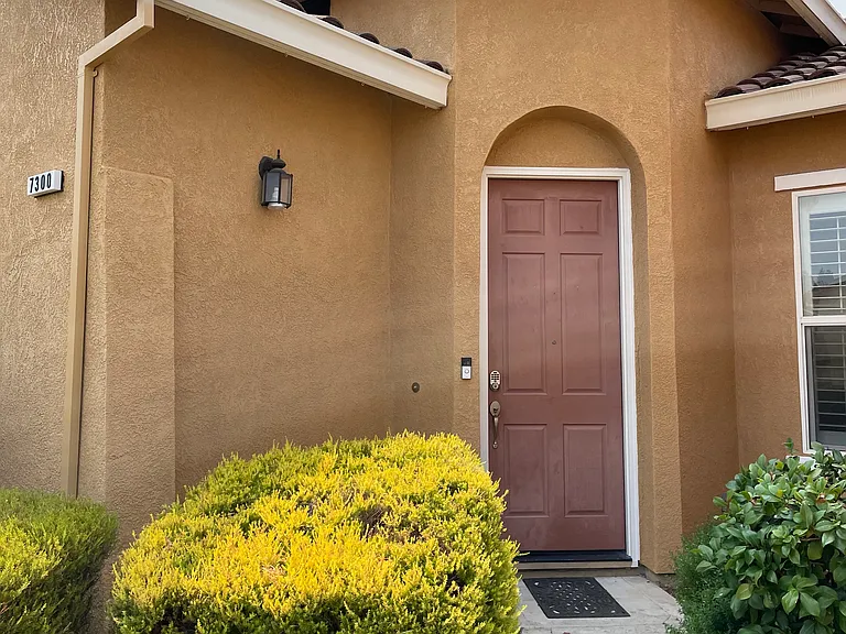 7300 Elvora Way — Photo 18