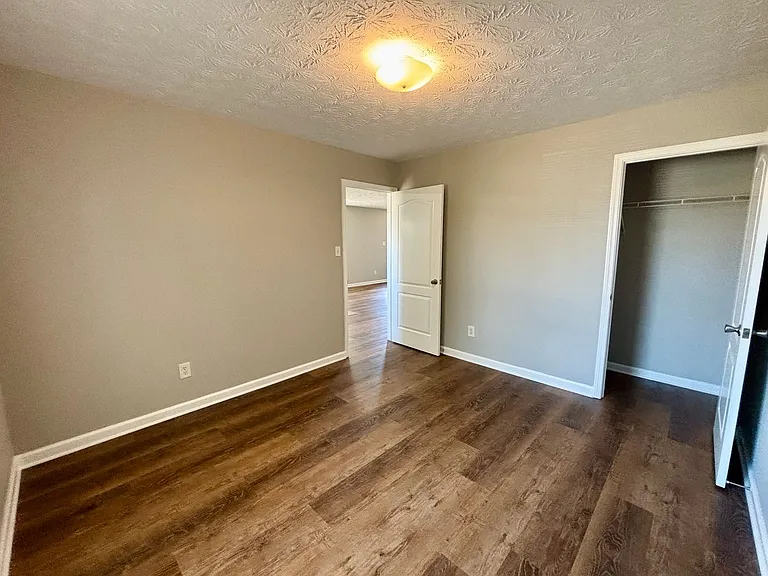 500 Dove Way — Photo 8