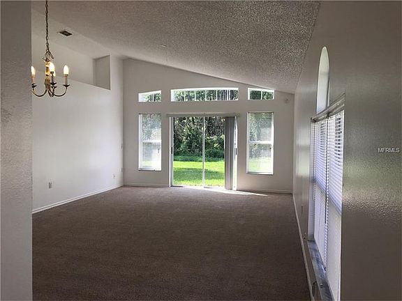 5th image of 320 Placid Lake Dr