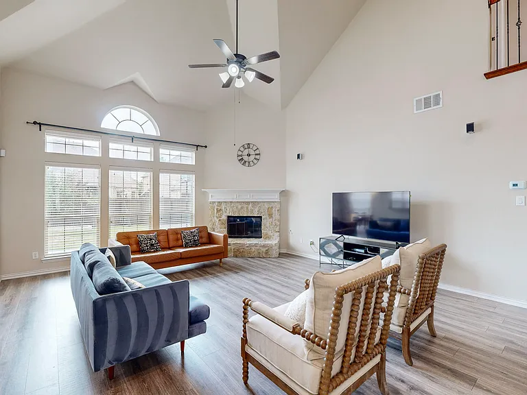 3563A Caruth Ln — Photo 23