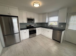 102 Staunton St #2, Yonkers, NY 10704