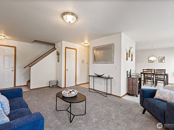 5th image of 808 13th Street SE #E