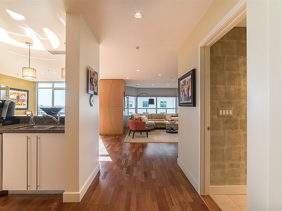 5th image of 700 W Harbor Dr Unit 606