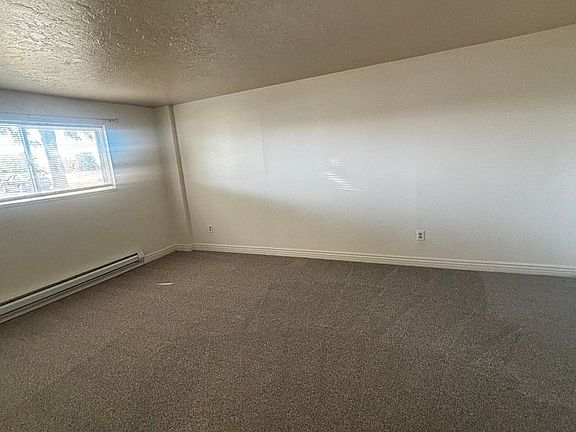 2nd image of 5105 Hawthorne Rd #9-12