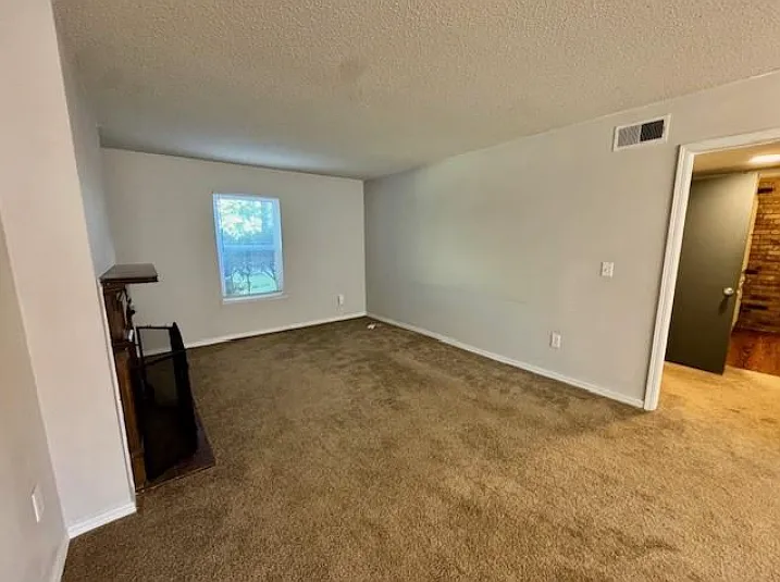 280 S Hill Ave #B101 — Photo 6