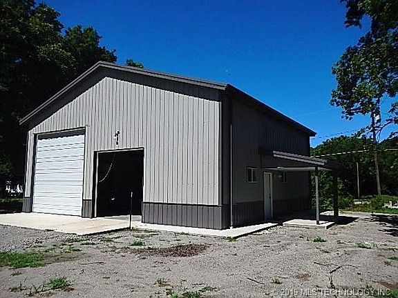4th image of 417 N Downing Ave