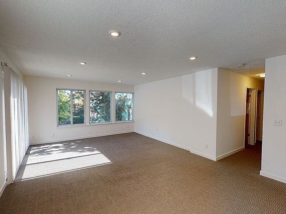 4th image of 1742 Spruce St #11189568